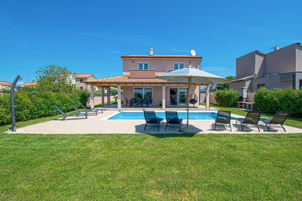 Villa Enjoy Mit Privatem Pool, By Istrabook Pula Kroatië