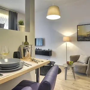D&a Center With Free Parking PUY